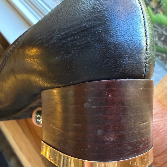 Tory Burch Black/Gold Amy Pump Mestico with Gold Emblem SZ 8 EUC - Picture 12 of 14